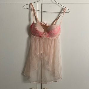 Victoria’s Secret 34C lingerie